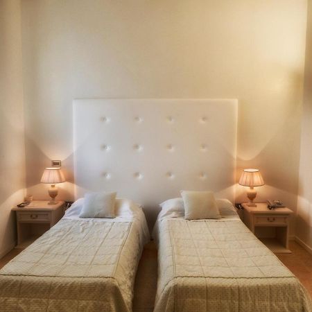 Hotel Europa Pallazzolo sullʼOglio Εξωτερικό φωτογραφία