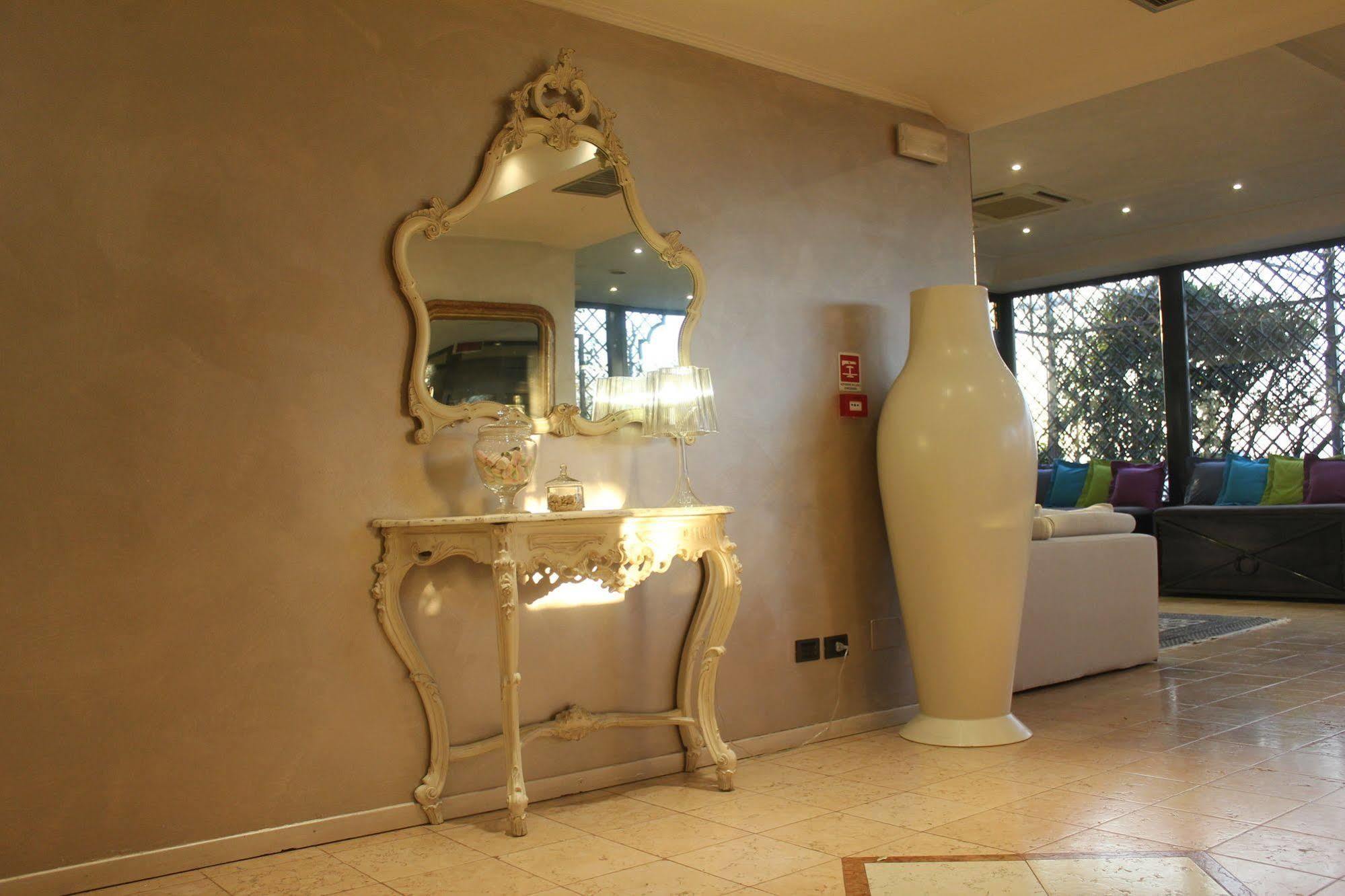 Hotel Europa Pallazzolo sullʼOglio Εξωτερικό φωτογραφία