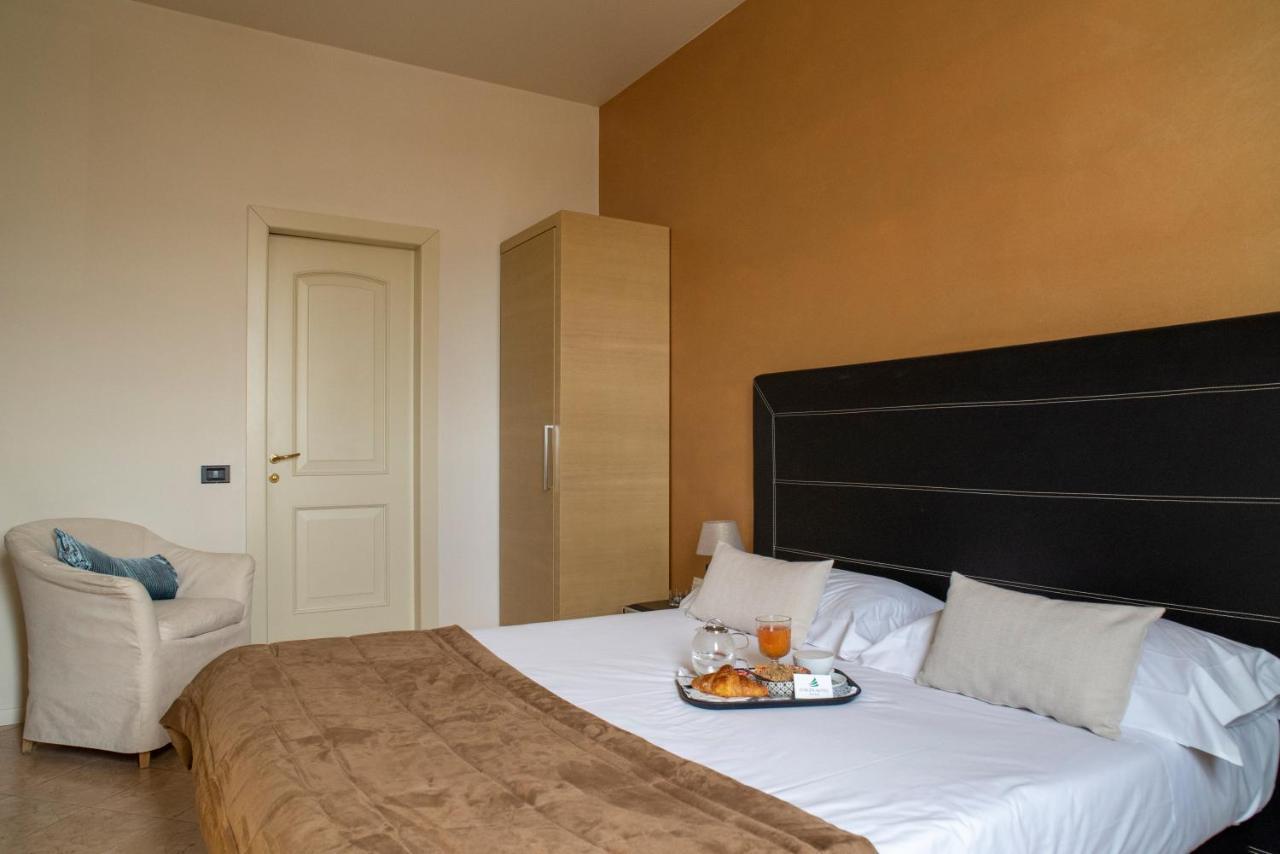 Hotel Europa Pallazzolo sullʼOglio Εξωτερικό φωτογραφία